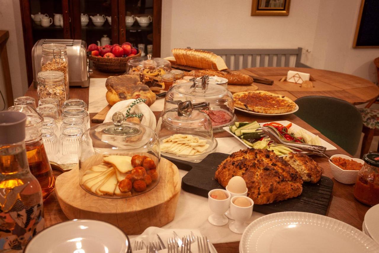 Elma Guesthouse Алба Юлия Екстериор снимка